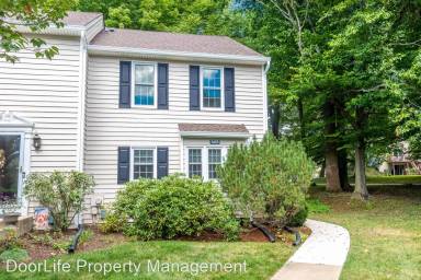 Main picture of 3405 Bridlewood Dr