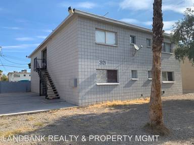 Main picture of 2929 Elm Ave