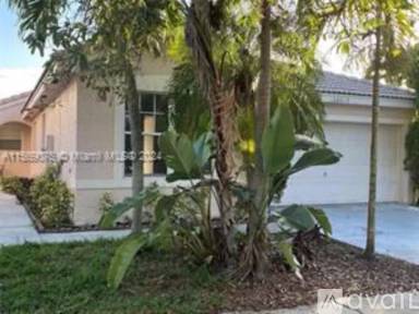 Main picture of 18048 SW 30th Ct