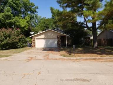 Main picture of 149 W L St