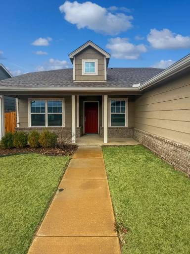 Main picture of 3912 S 12th Pl