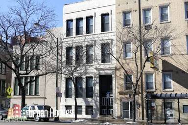 Main picture of 1160 N La Salle Dr