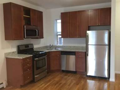 Main picture of 30 S Huntington Ave