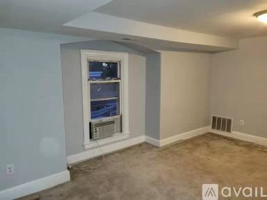 Main picture of 23 W Chestnut Ave