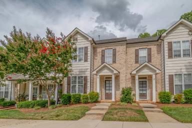 Main picture of 8 Hydrangea Ct