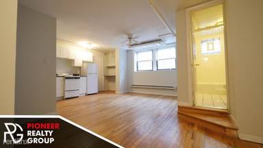 Main picture of 654-64 W Cornelia Ave