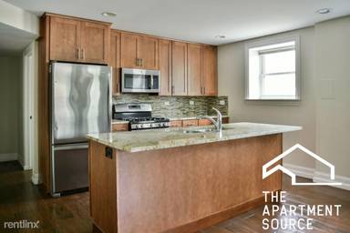 Main picture of 2555 W Logan Blvd