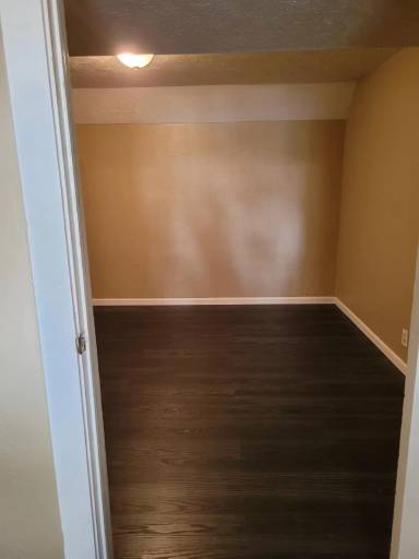 Main picture of 9129 Grand Ave