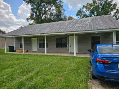 Main picture of 23895 Leaning Oaks Dr