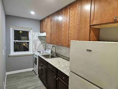Main picture of 751 Adams Ave