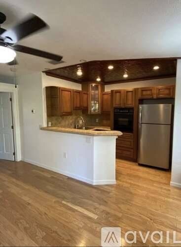 Main picture of 125 5th Ave NE