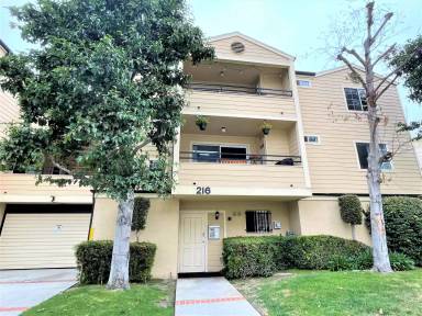 Main picture of 216 Grand Ave