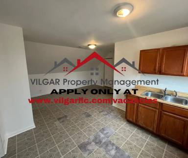 Main picture of 3808 Evergreen St