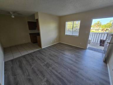 Main picture of 2843 E 17th St