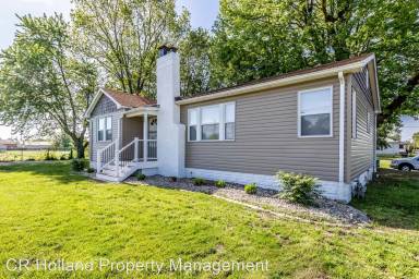 Main picture of 535 W State St
