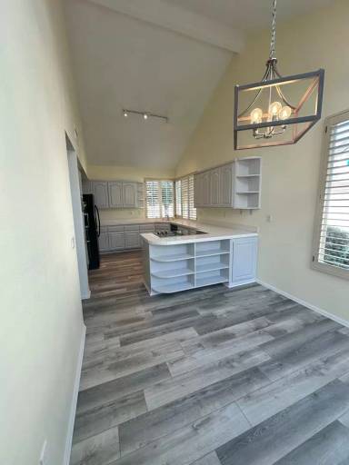 Main picture of 34 Lakefront