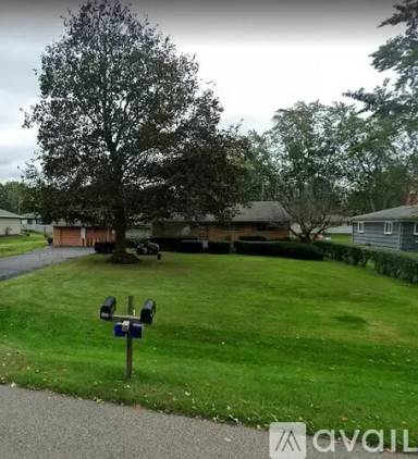 Main picture of 1338 N Cass Lake Rd