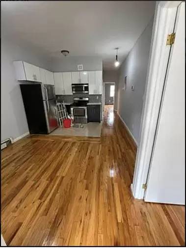 Main picture of 271 Hull St