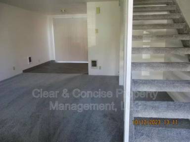Main picture of 1353 R St