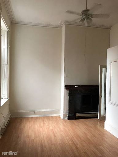 Main picture of 906 Pine St