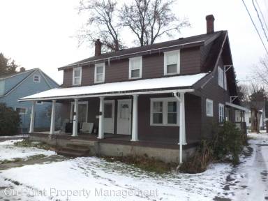 Main picture of 19 Wildwood Ave