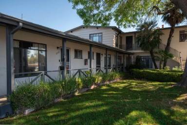 Main picture of 6300 Coldwater Canyon Ave