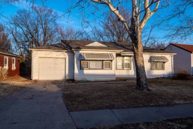 Main picture of 2710 N Gentry Ave