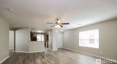 Main picture of 9820 Hyacinth Way