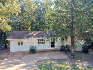 Main picture of 5129 Arrow Ave