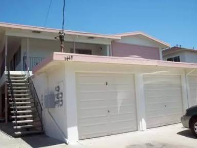 Main picture of 3448 Redwood Ct