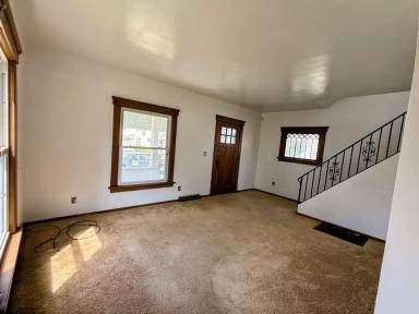 Main picture of 528 Smith Ave NW