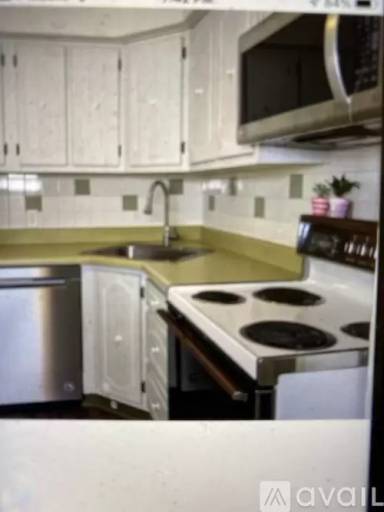 Main picture of 4324 McCaslin St