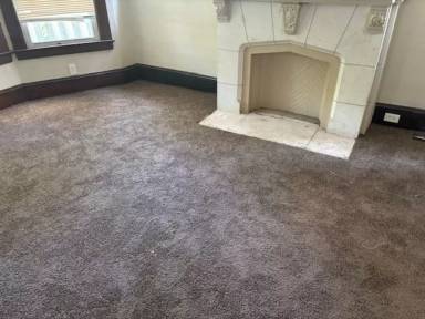 Main picture of 10820 Grantwood Ave