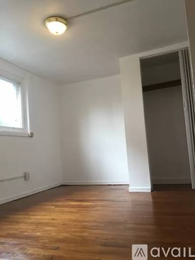 Main picture of 130 Clifton St