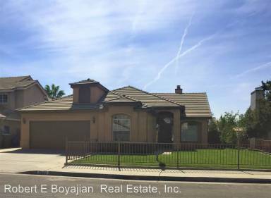 Main picture of 2857 E Deyoung Dr
