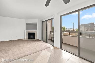 Main picture of 424 Oak St