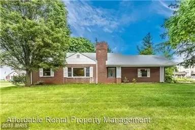 Main picture of 7541 Old National Pike
