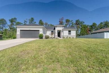 Main picture of 16038 SW 49th Court Rd