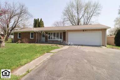 Main picture of 6317 E Hills Rd