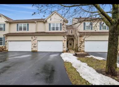 Main picture of 835 Amelia Ct