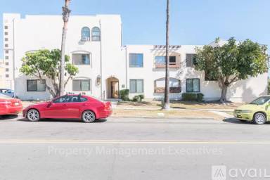 Main picture of 4621 Lamont St