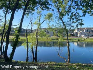 Main picture of 351 Madison Oaks Ave