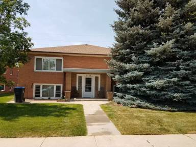 Main picture of 2524 Deming Blvd