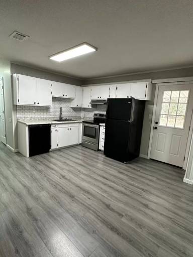 Main picture of 1506 Magnolia Rd