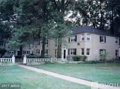 Main picture of 201 N Trenton St