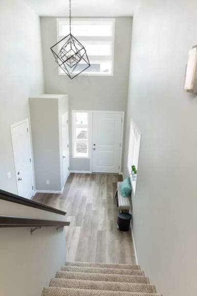 Main picture of 701 Albert Dr W