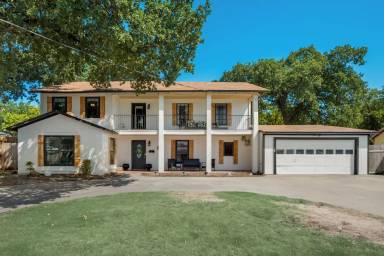 Main picture of 2320 Juniper St