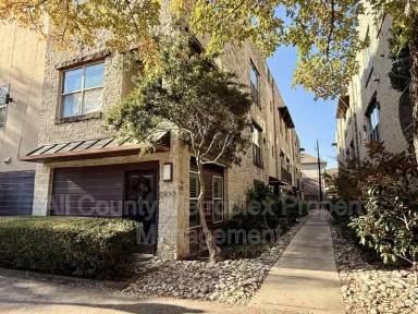Main picture of 2935 Thomas Ave