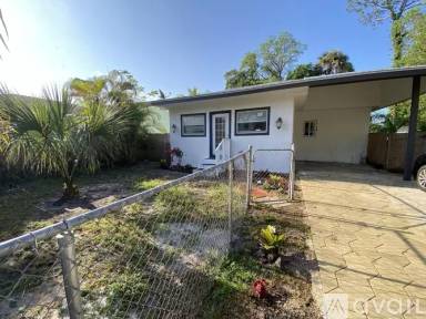 Main picture of 27680 Garrett St
