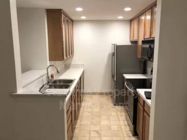 Main picture of 7160 Shoreline Dr